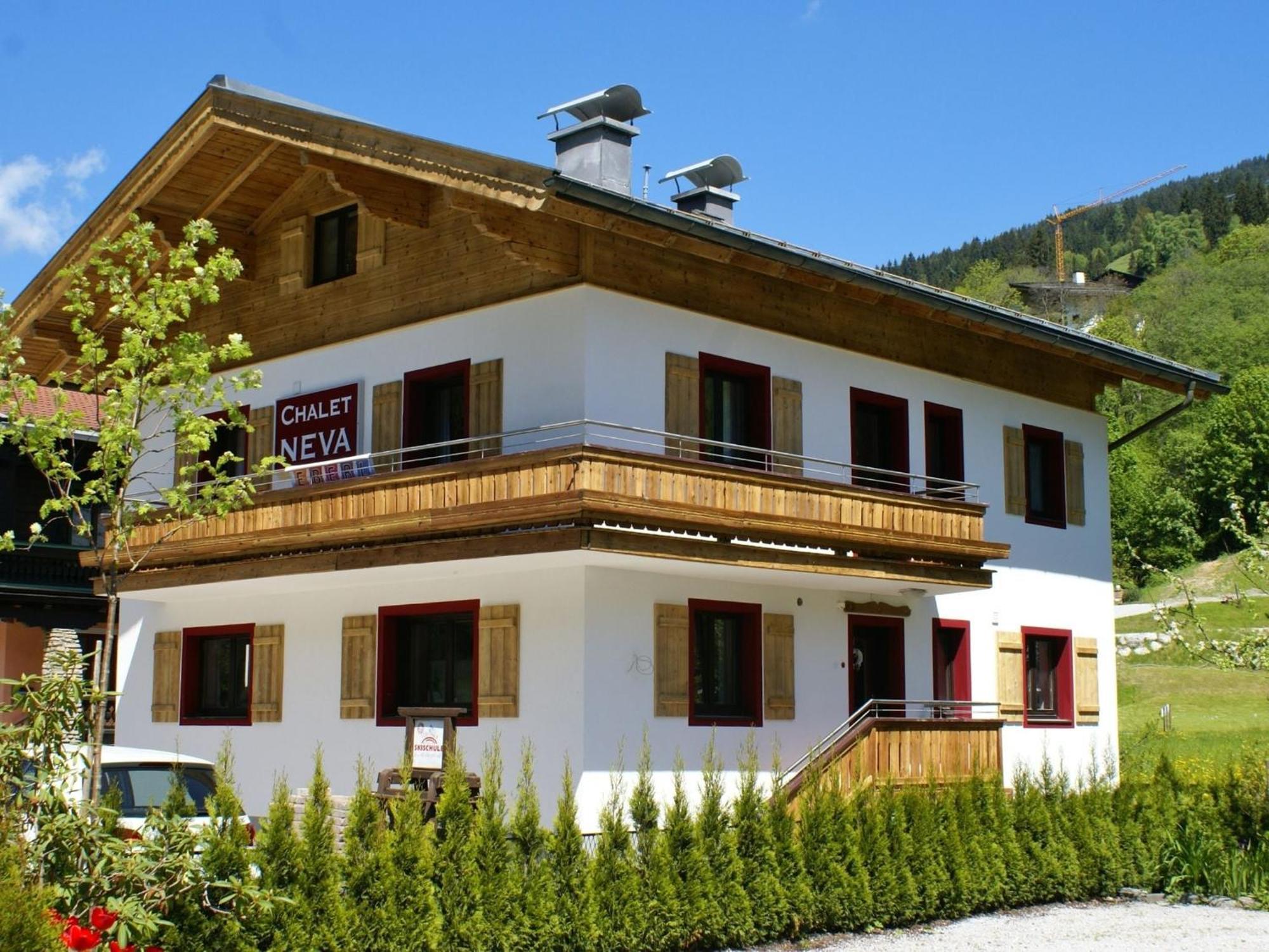 Furnished Chalet In Hinterglemm Near Lift Chalet